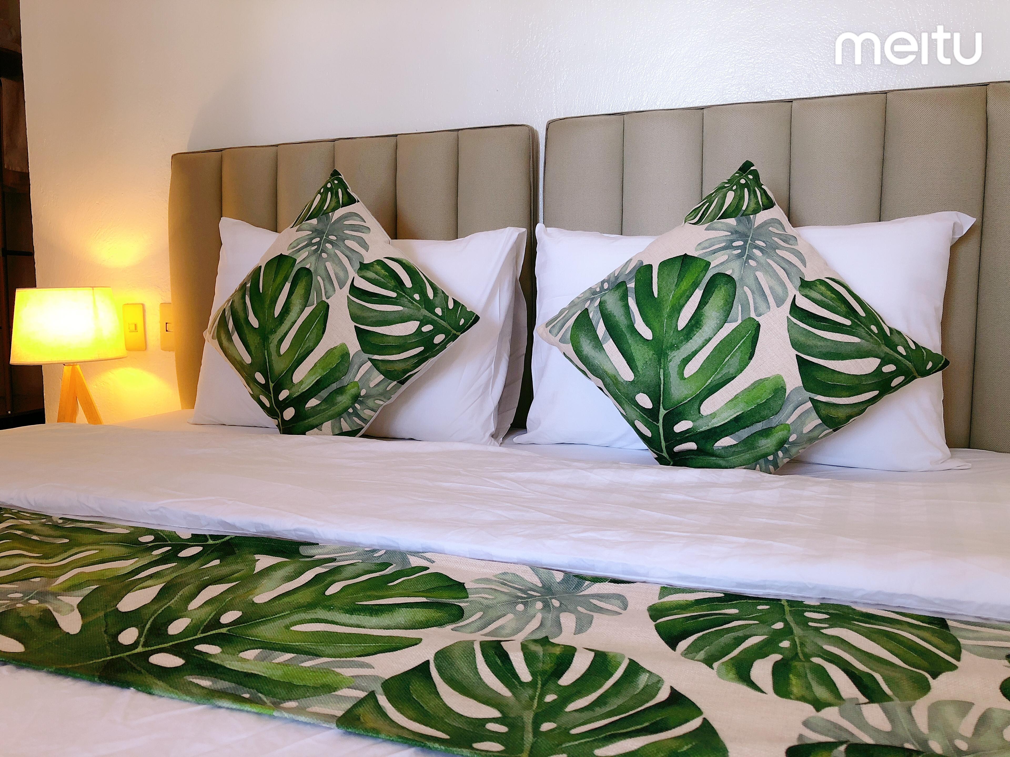 Grand Blue Beach Hotel Manoc-Manoc Buitenkant foto