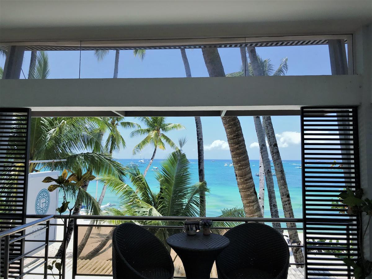Grand Blue Beach Hotel Manoc-Manoc Buitenkant foto