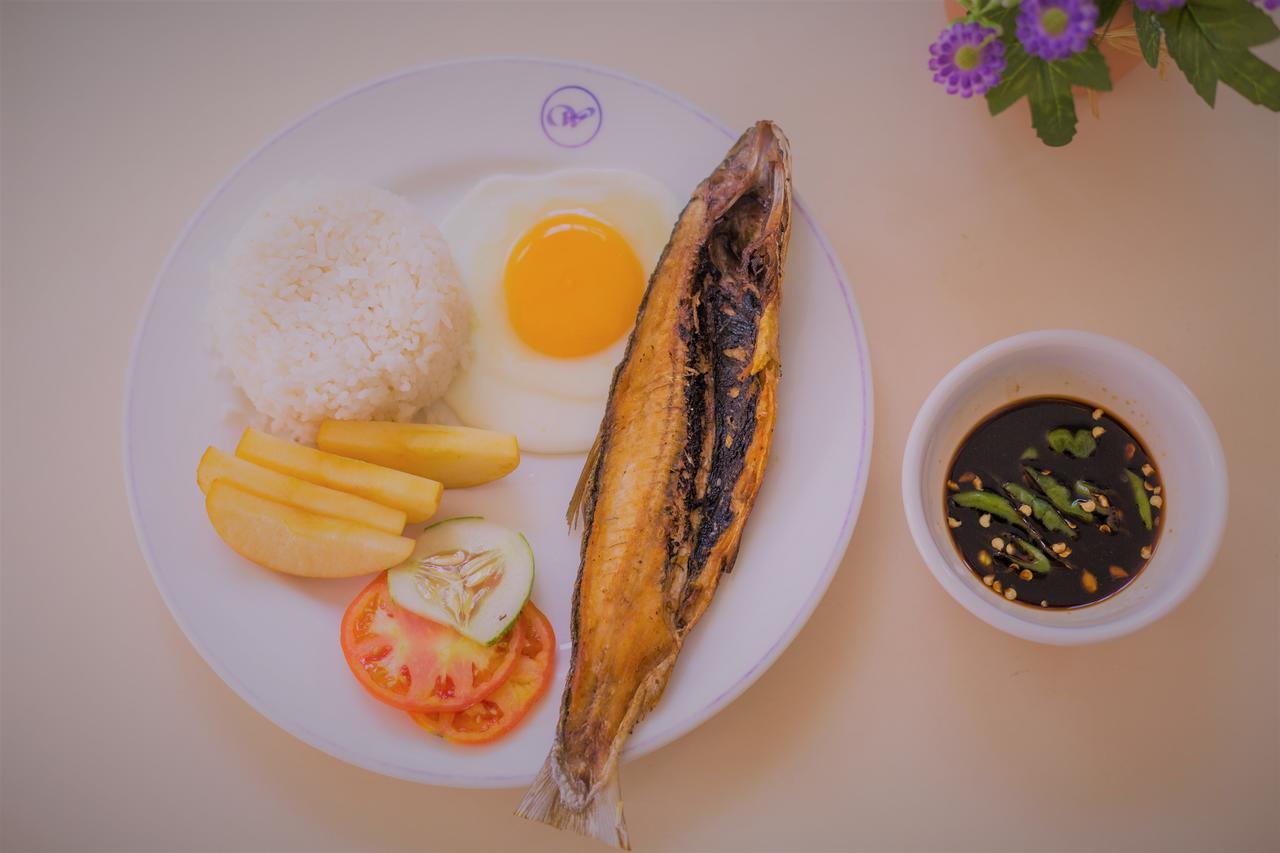 Grand Blue Beach Hotel Manoc-Manoc Buitenkant foto