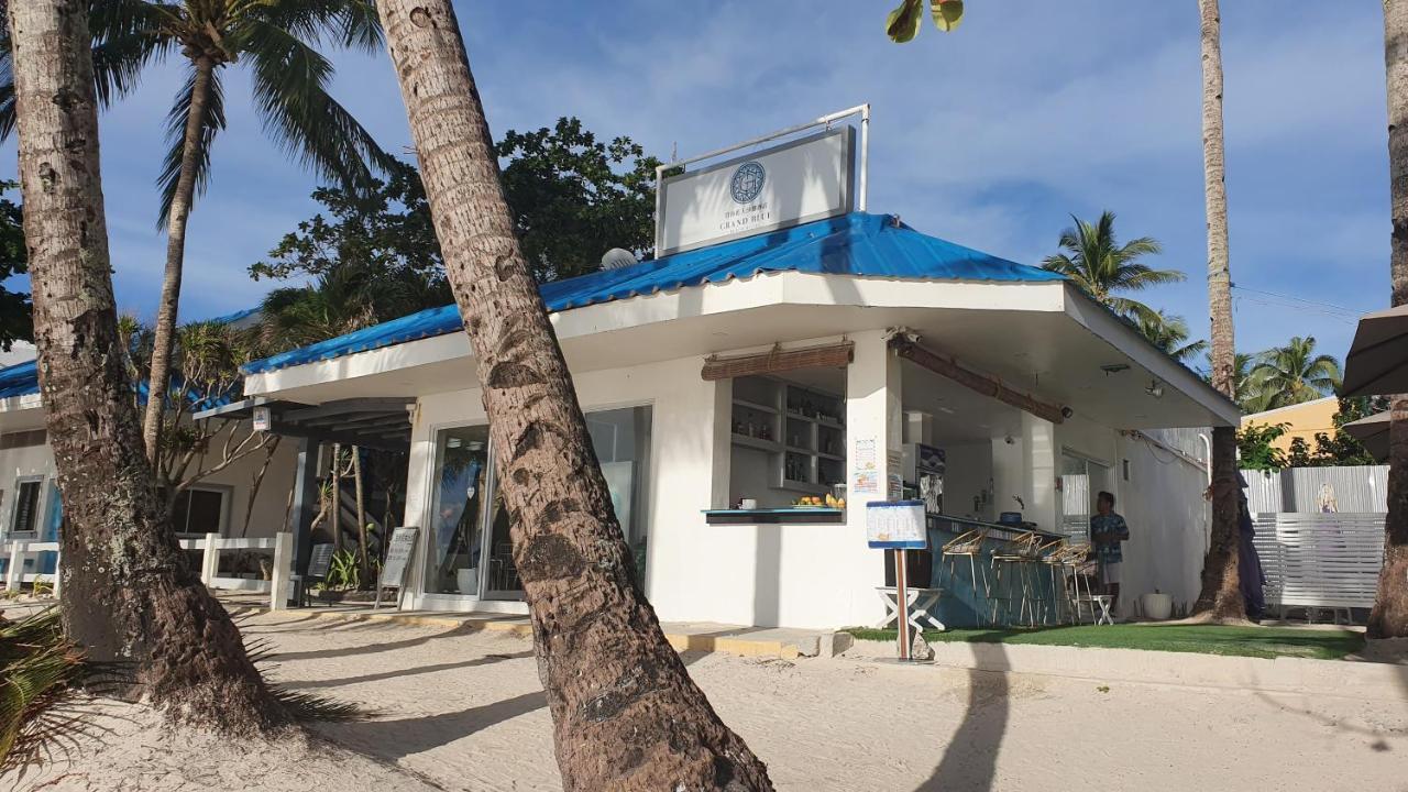 Grand Blue Beach Hotel Manoc-Manoc Buitenkant foto